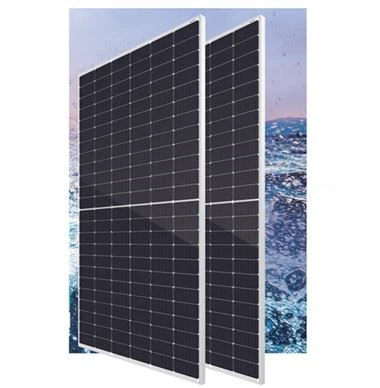 Tấm PV trên sân thượng